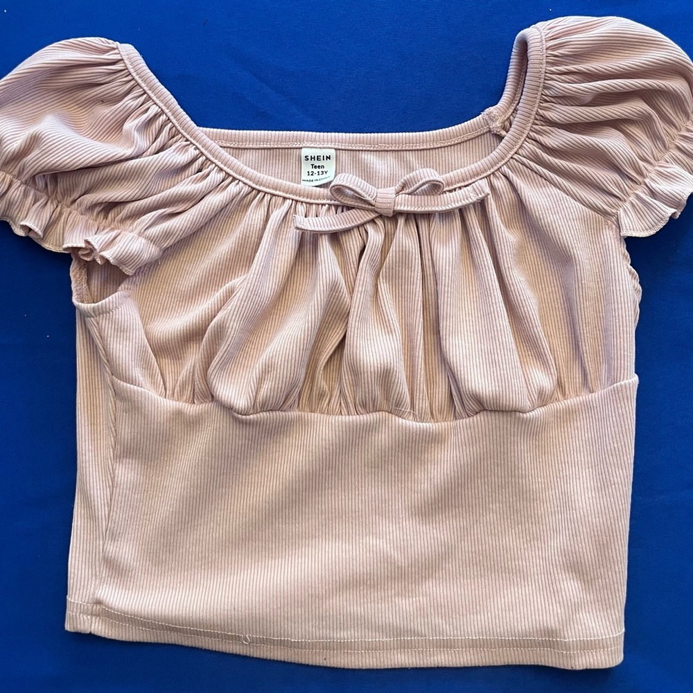 Girls short sleeve crop top size 12/13